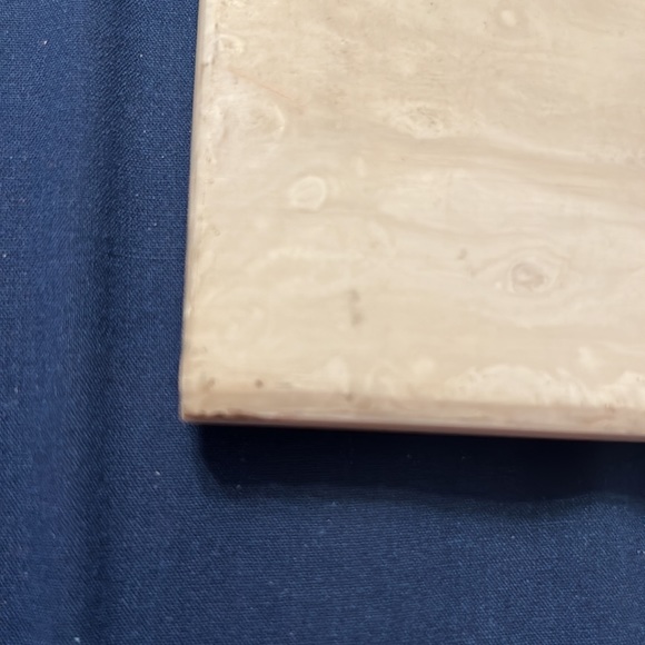 MONTANA MARBLE “Ghost Cat” by Bernie Brown - Picture 10 of 11